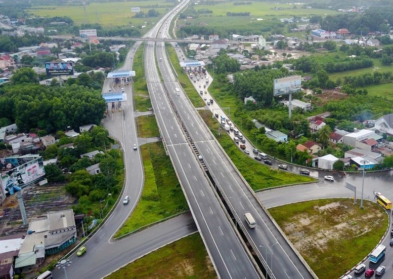 de-xuat-bo-sung-5-tuyen-cao-toc-moi-vao-quy-hoach-duong-bo-den-nam-2050.jpg
