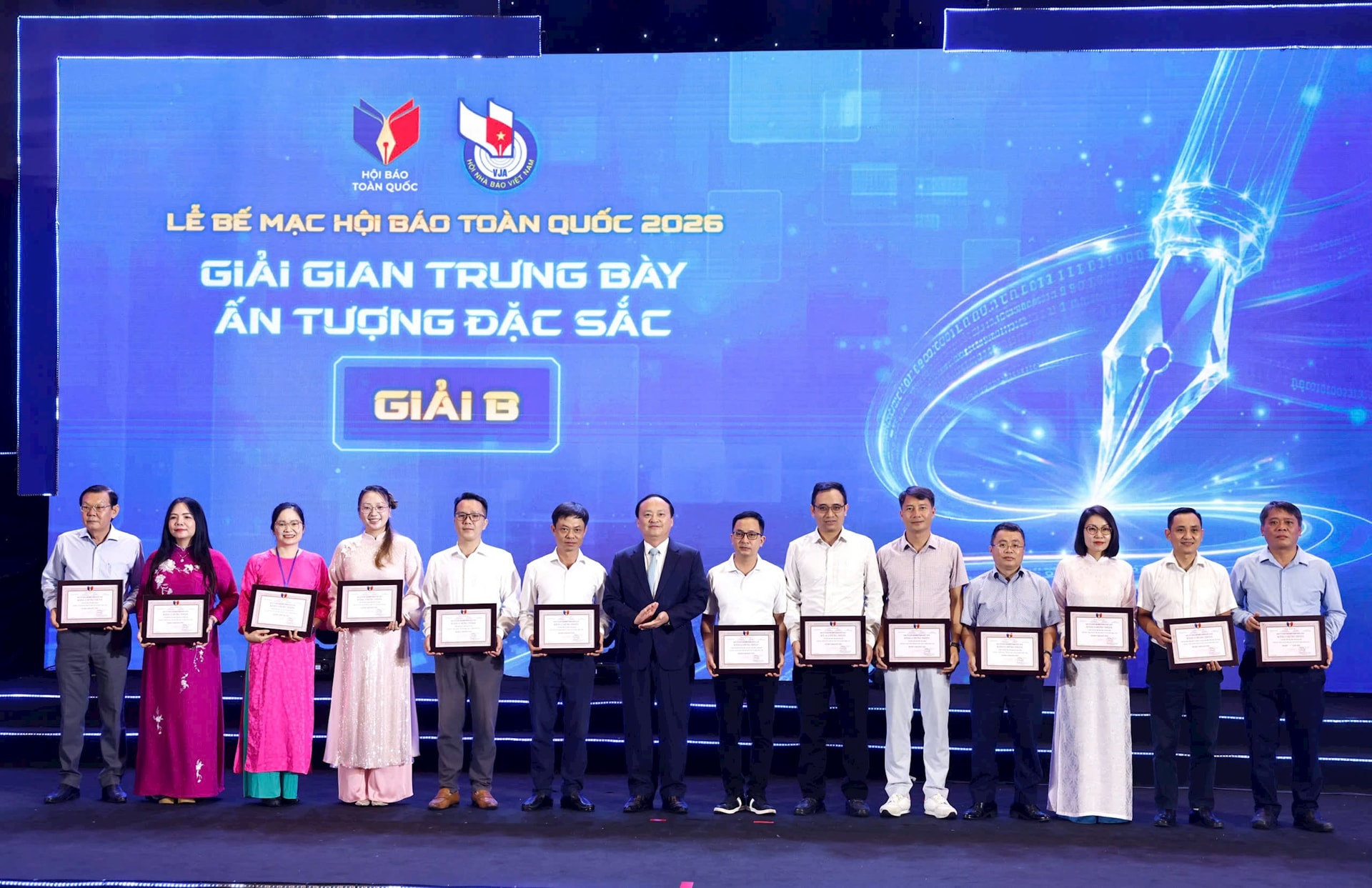 giai-b-cong-ly.jpg