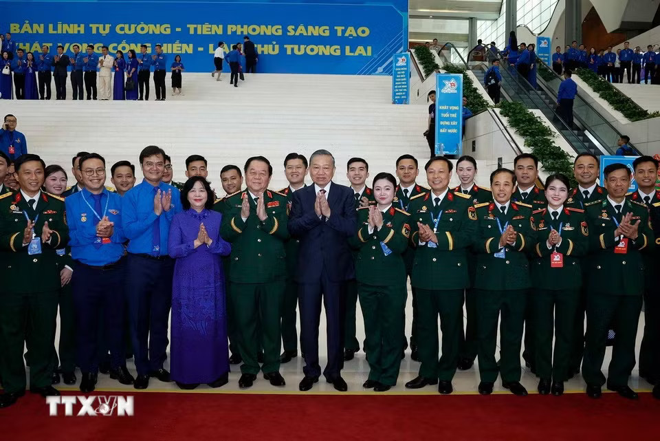 Tổng Bí thư, Chủ tịch nước Tô Lâm và các đại biểu dự Phiên trọng thể Đại hội Đoàn toàn quốc lần thứ XIII. (Ảnh: Thống Nhất/TTXVN)