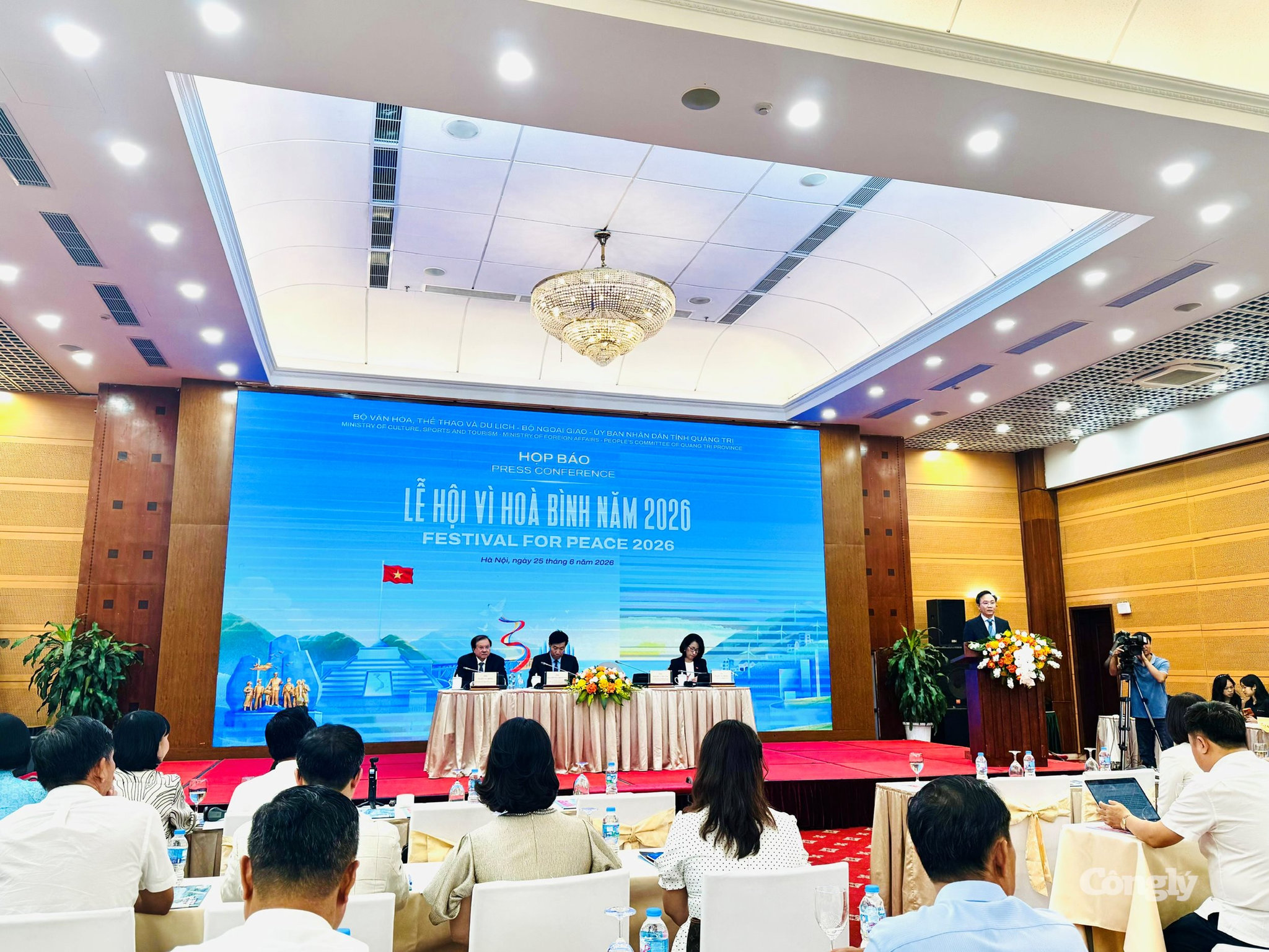 le-hoi-vi-hoa-binh-2026-cover_watermarked.jpg