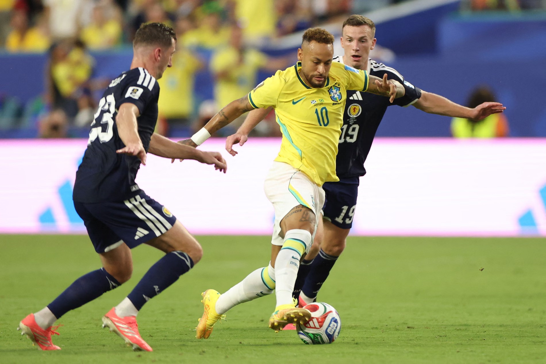 neymar_11zon.jpg