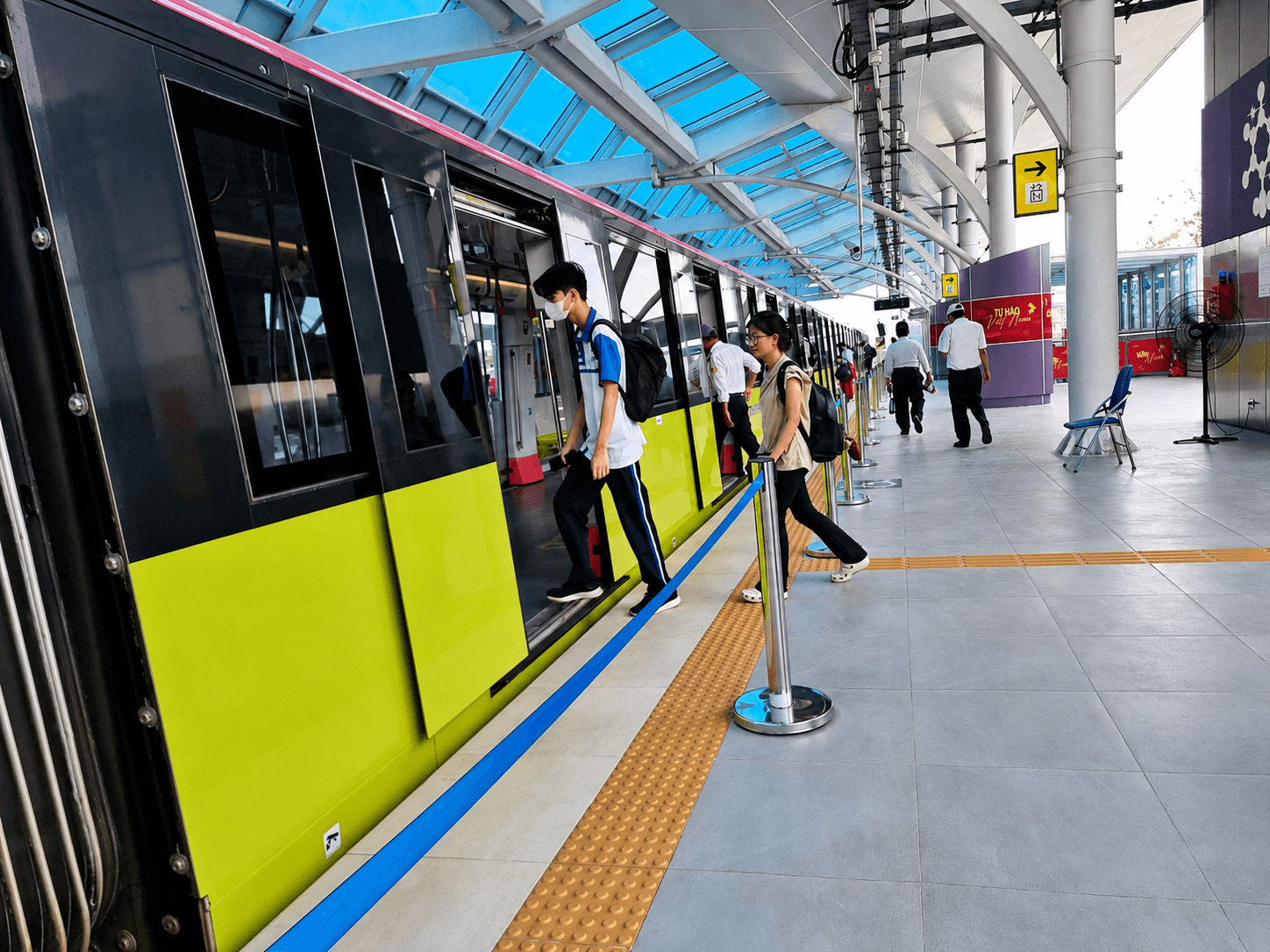 Người dân Hà Nội có thể dùng một thẻ vé cho toàn bộ mạng lưới giao thông công cộng.