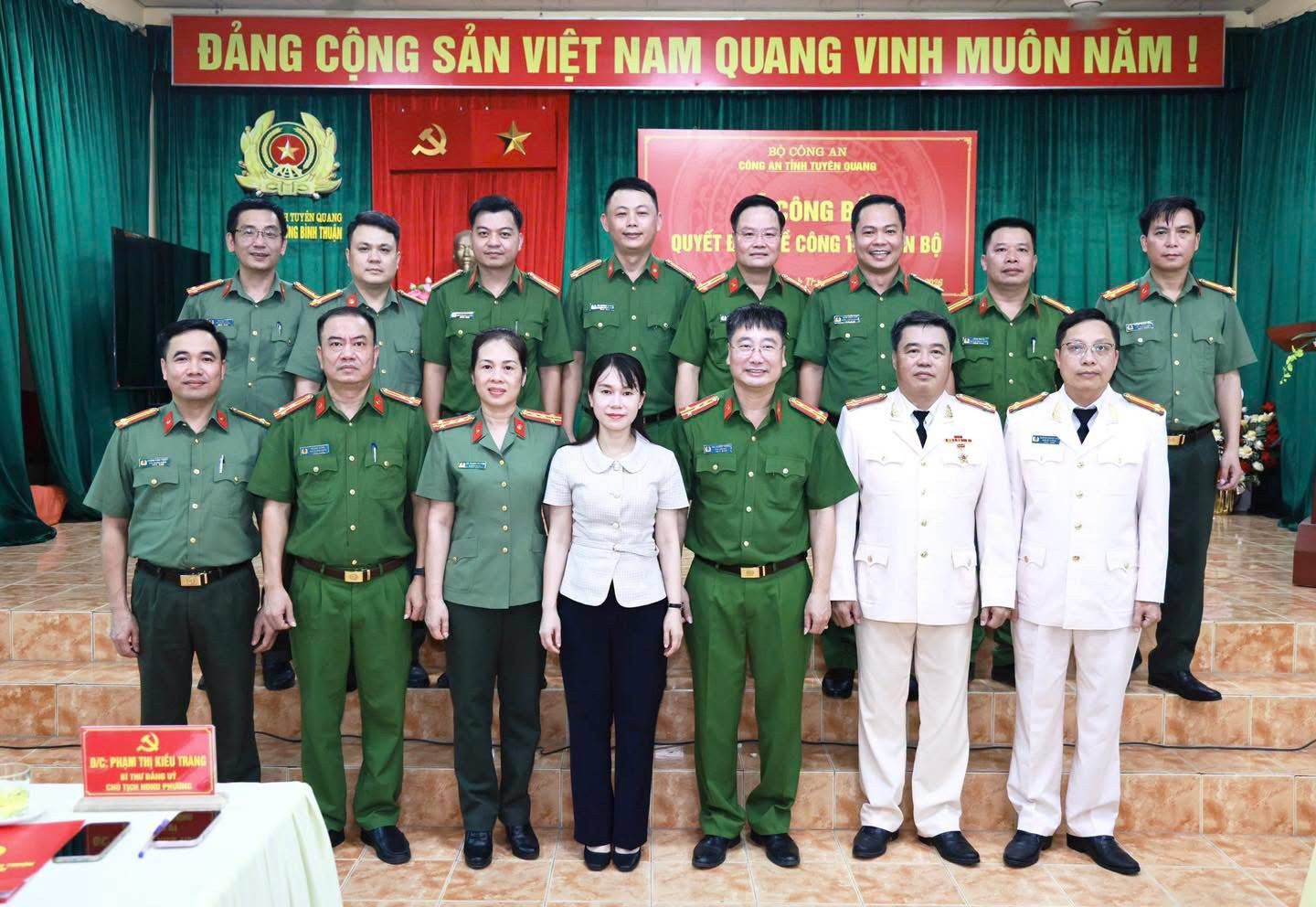 z7975394239017_2dfc7cc7e6deb039c647fdbdcd7508e1.jpg