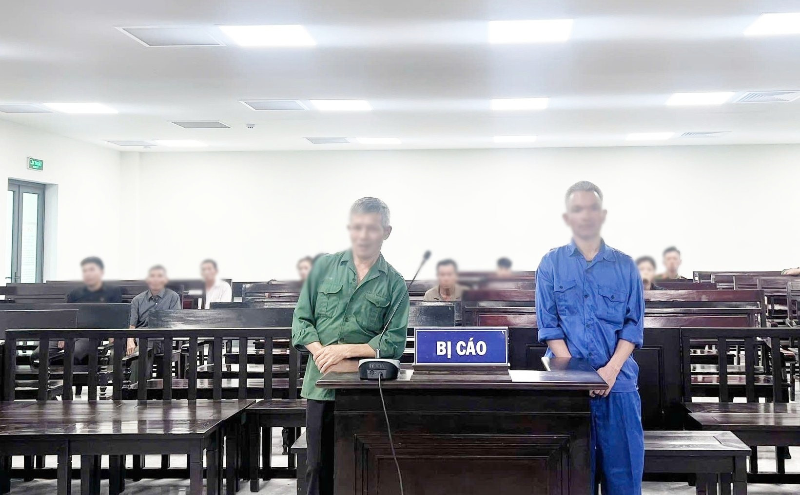 lưỡi rạ