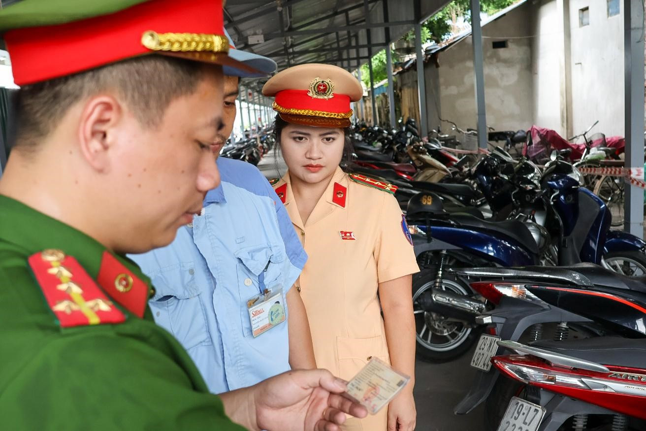 Hà Nội tổng rà soát nhiều nhóm phương tiện, siết quản lý để bảo đảm an toàn giao thông