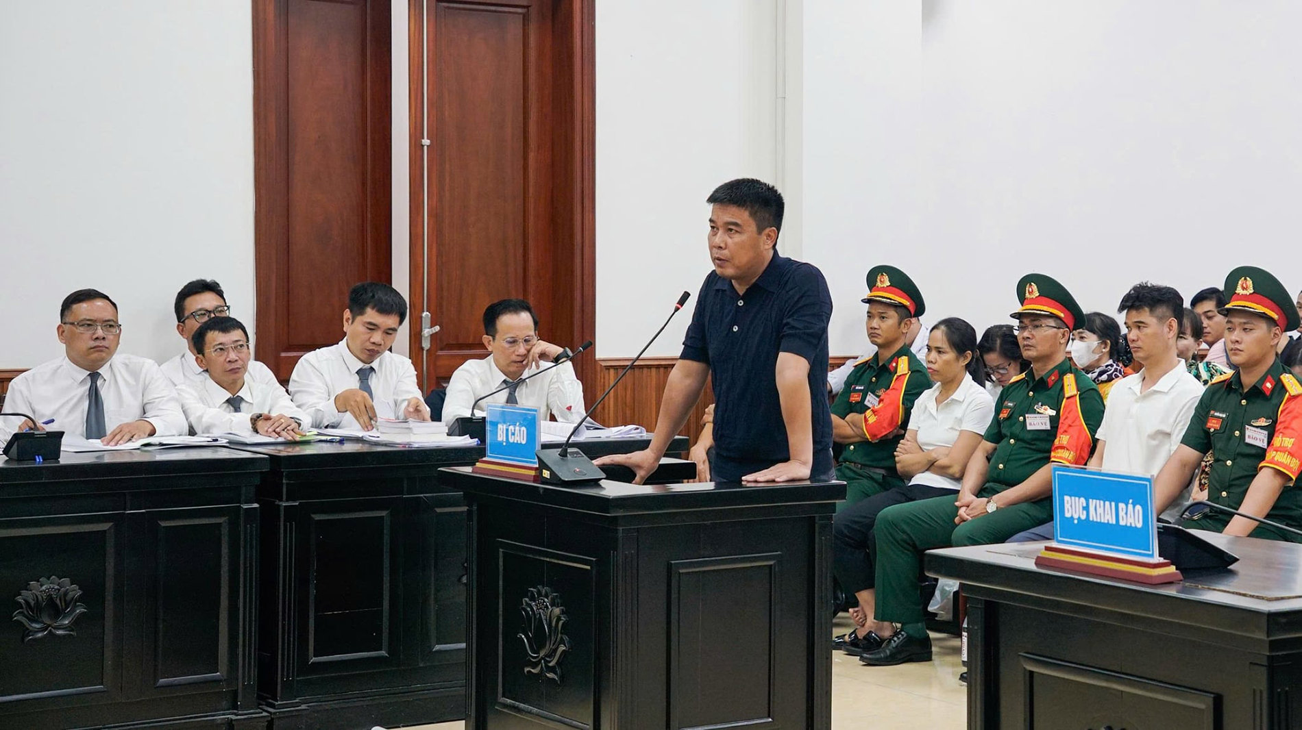 hình đại diện
