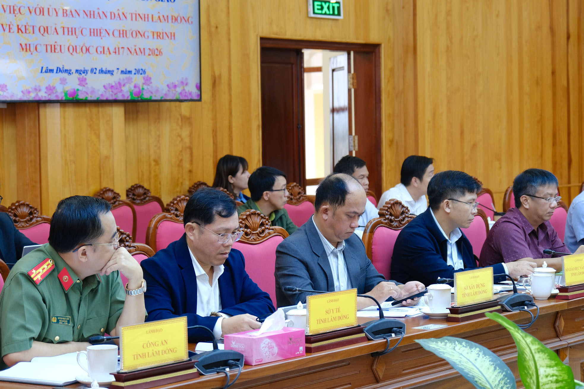 dai-dien-lanh-dao-cac-so-nganh-tinh-lam-dong-tham-du-buoi-lam-viec-1-.jpg