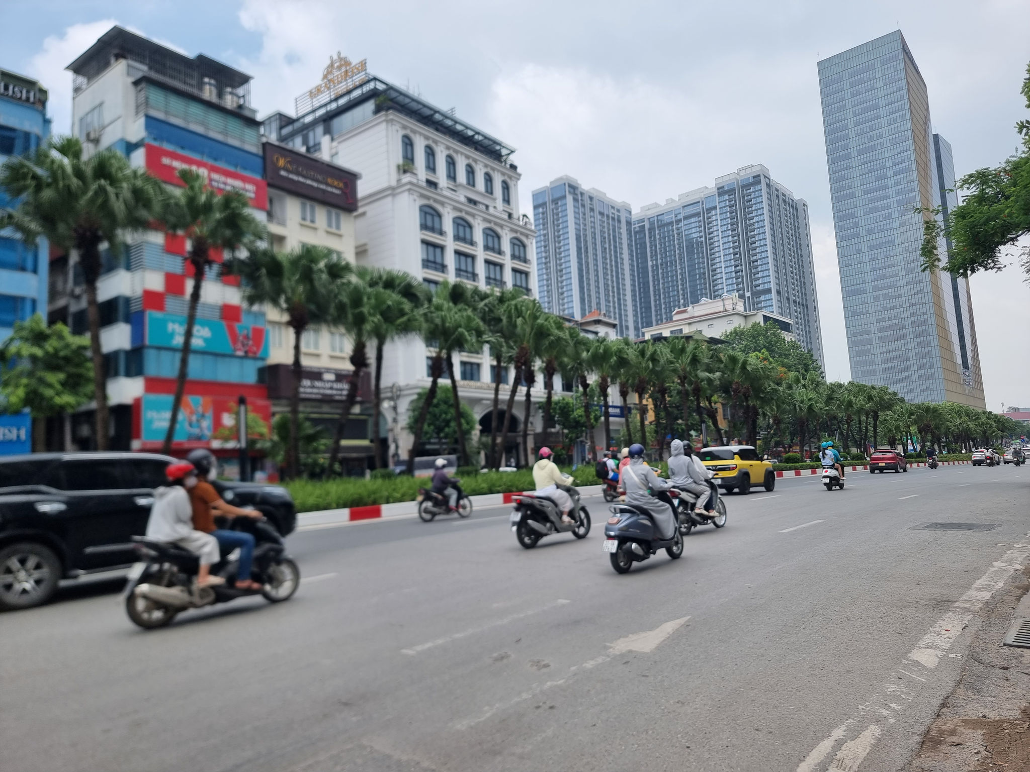Hà Nội điều chỉnh nhiều thủ tục hành chính trong lĩnh vực đường bộ