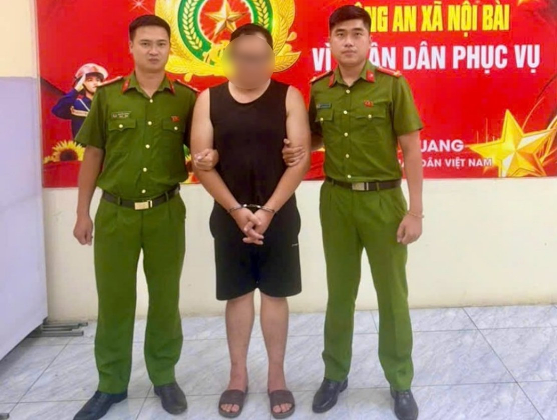 cướp tiệm vàng