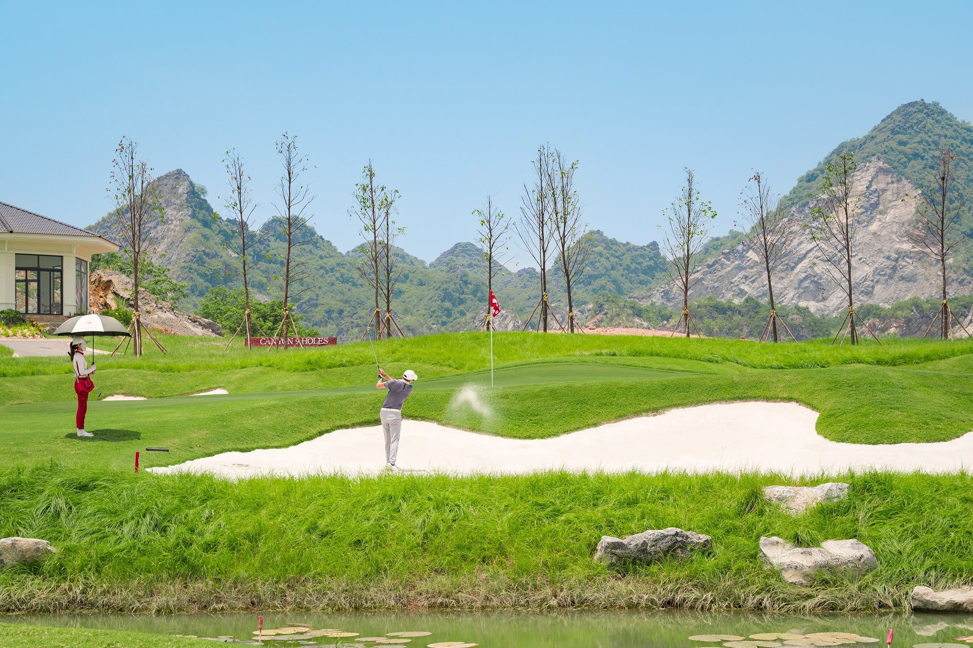 01 Canyon Course