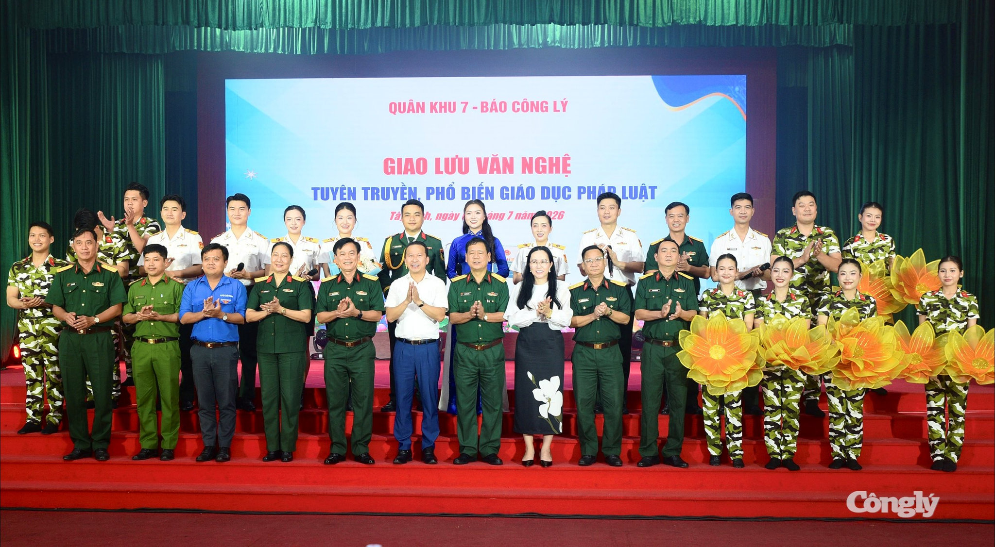 z8014643524922_785f8bc9be528efe758bc7476de3a3b7.jpg