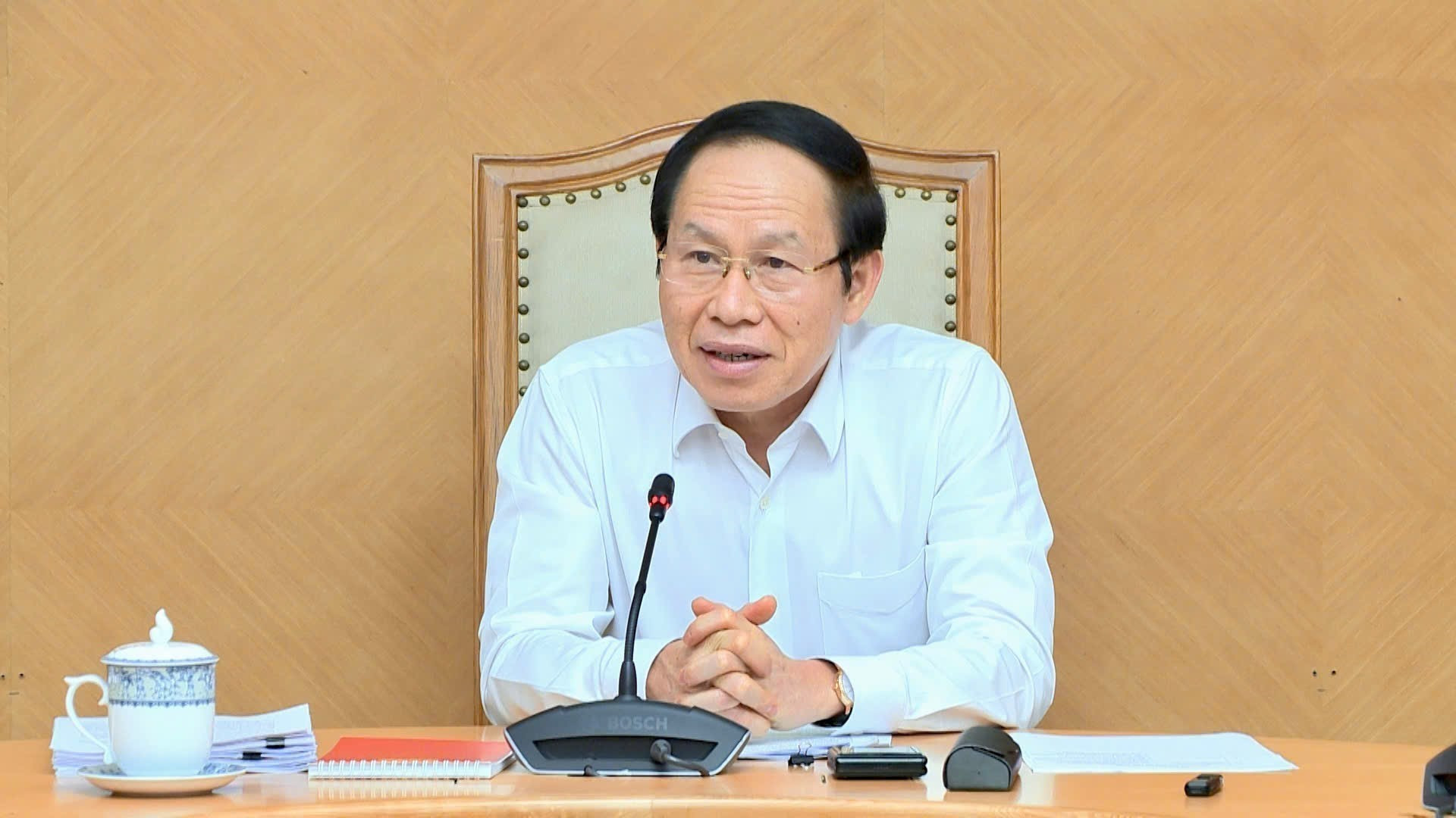 pho-thu-tuong-le-tien-chau.jpg