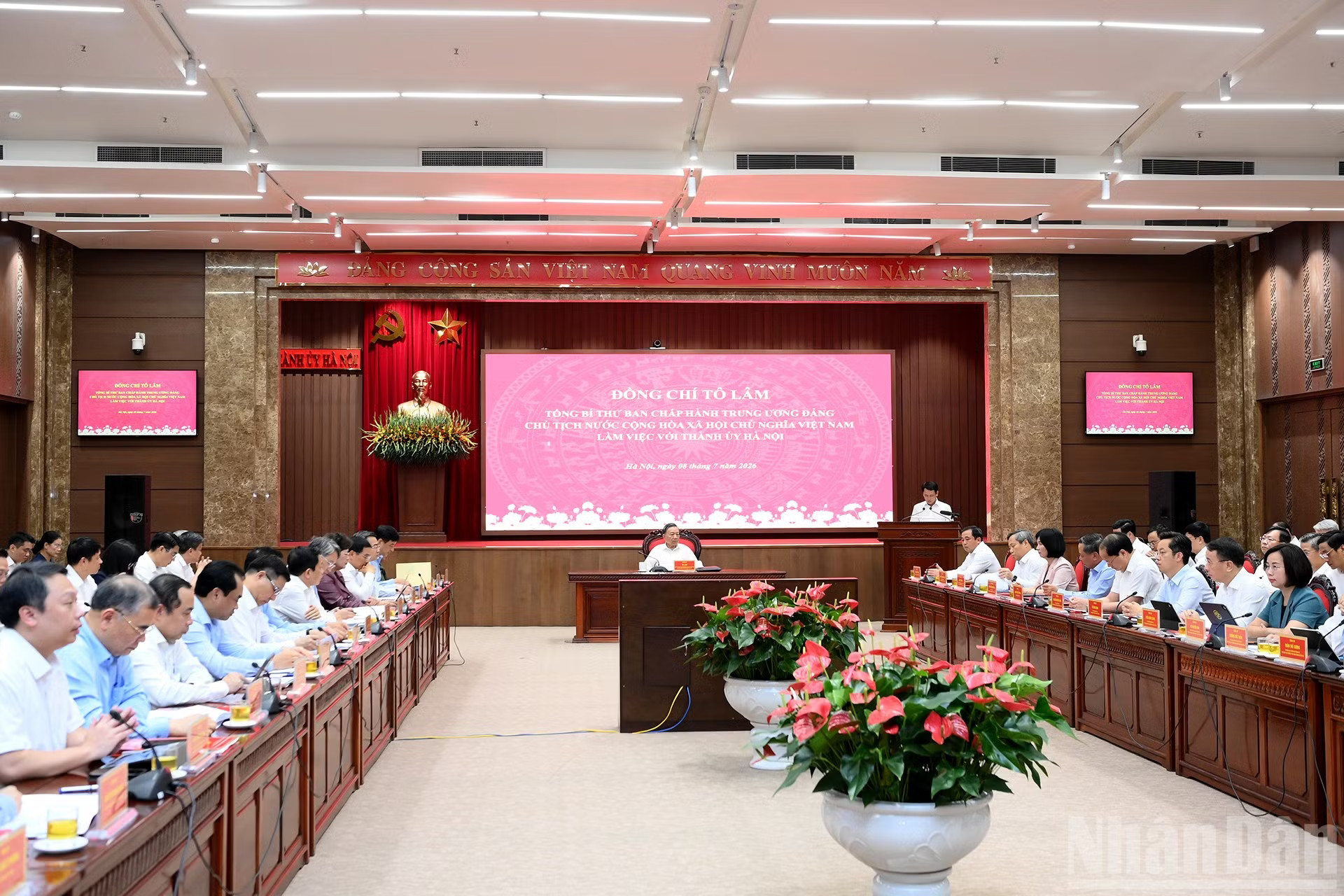 ndo_br_a14-bnd-1702.jpg