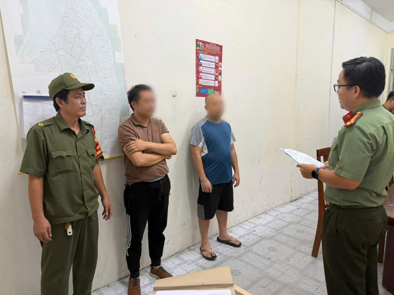 Công an TP Đà Nẵng khởi tố 2 đối tượng cầm đầu đường dây lừa đảo đầu tư tiền ảo theo mô hình đa cấp biến tướng và tiếp tục mở rộng điều tra vụ án.