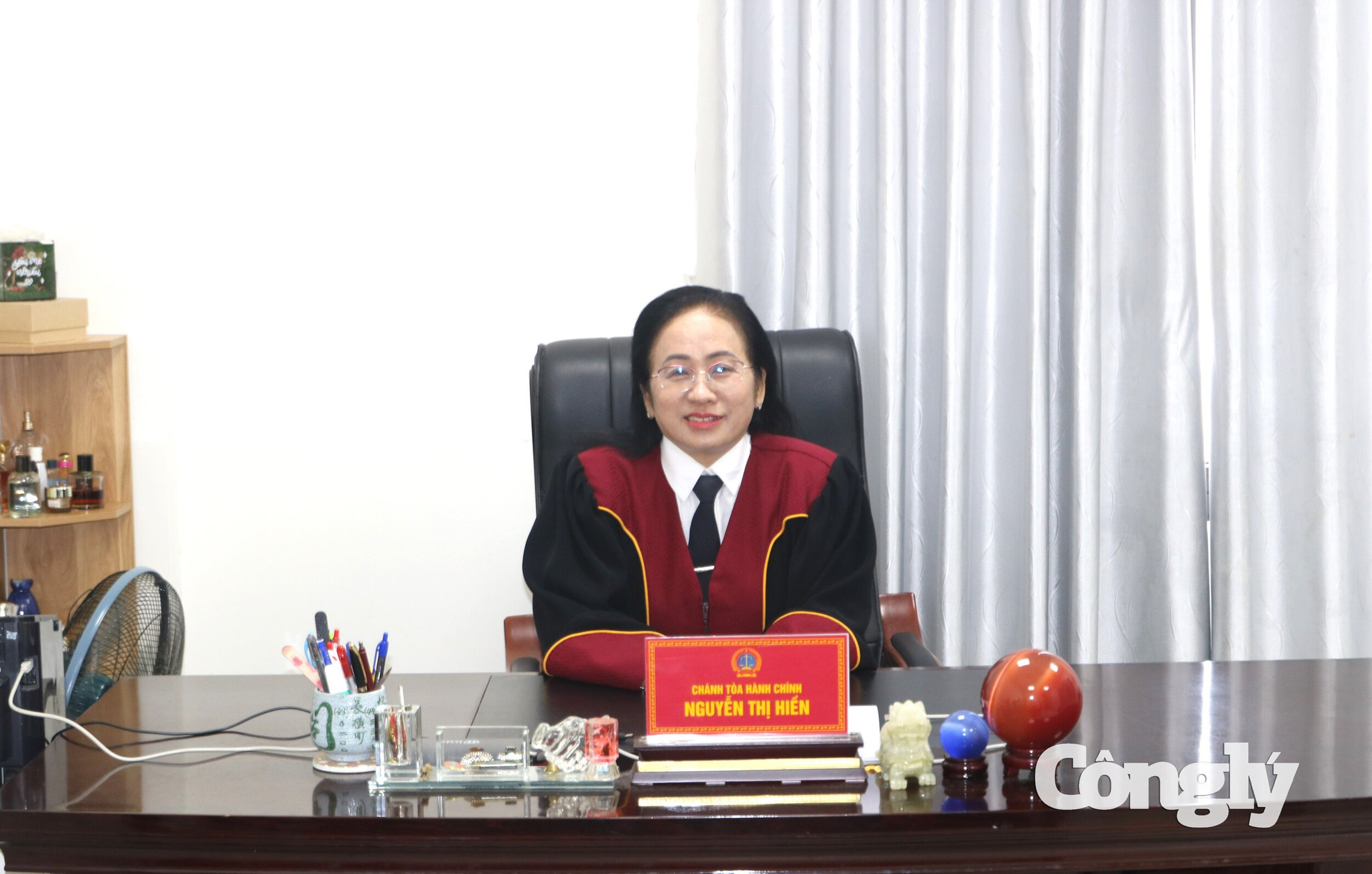 bà Nguyễn Thị Hiền, Chánh Tòa Hành chính TAND tỉnh Cà Mau