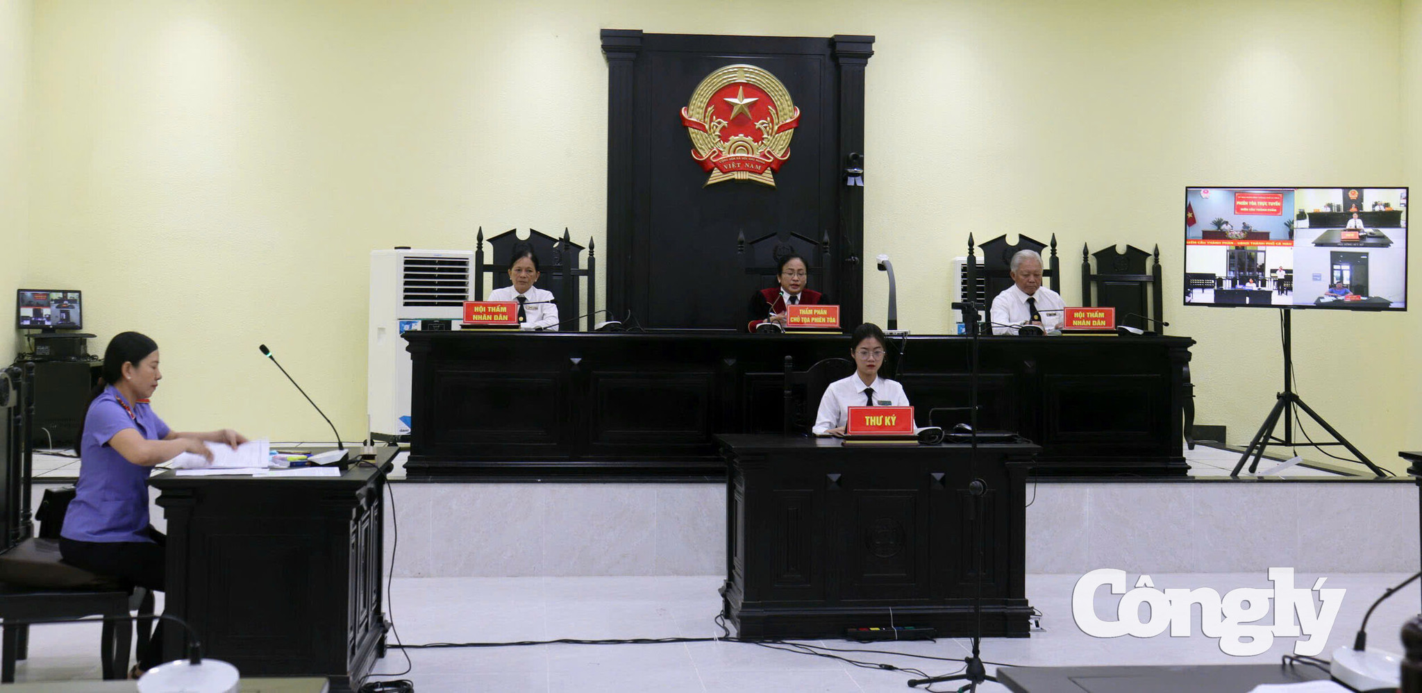 Trong năm 2026, đơn vị tổ chức 4 phiên tòa xét xử rút kinh nghiệm, trong đó có 1 phiên kết hợp trực tuyến đến TAND hai cấp