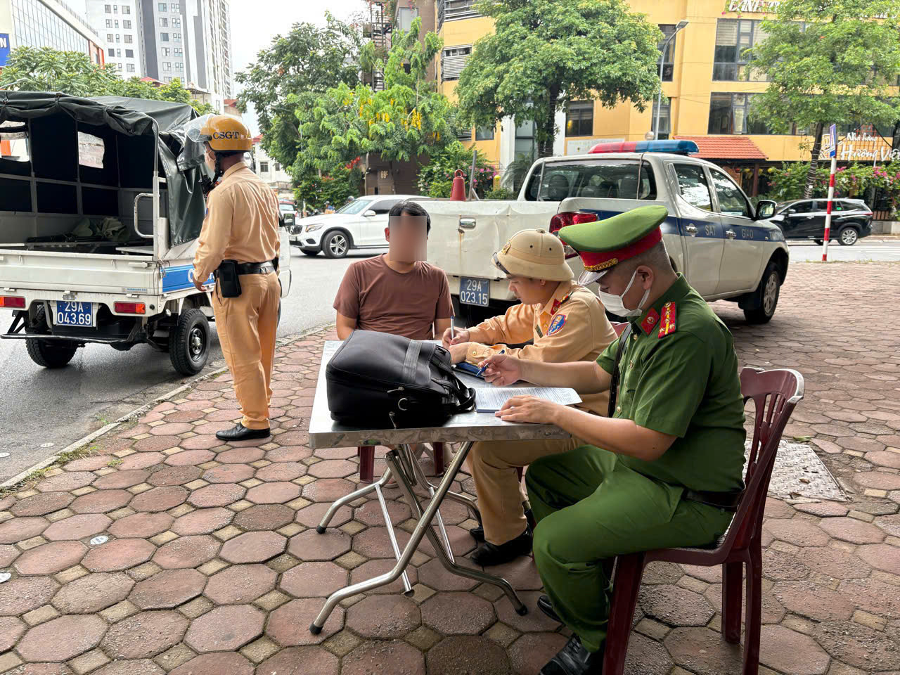Bồ Đề xử lý hơn 1.000 vi phạm, lập lại trật tự giao thông và đô thị.