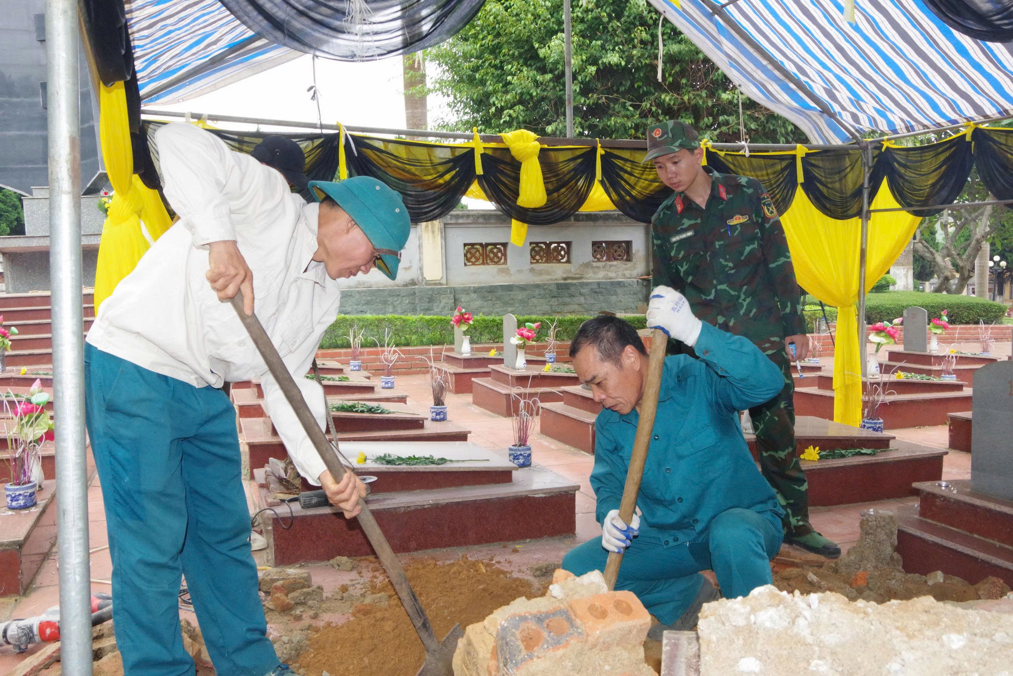 liệt sĩ 1