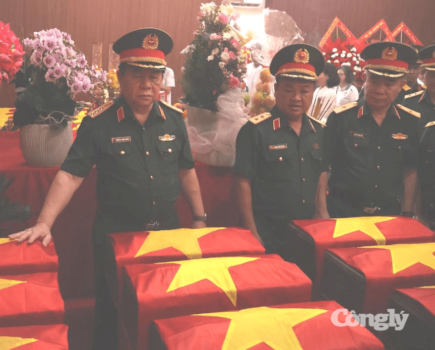 nghia_watermarked.png