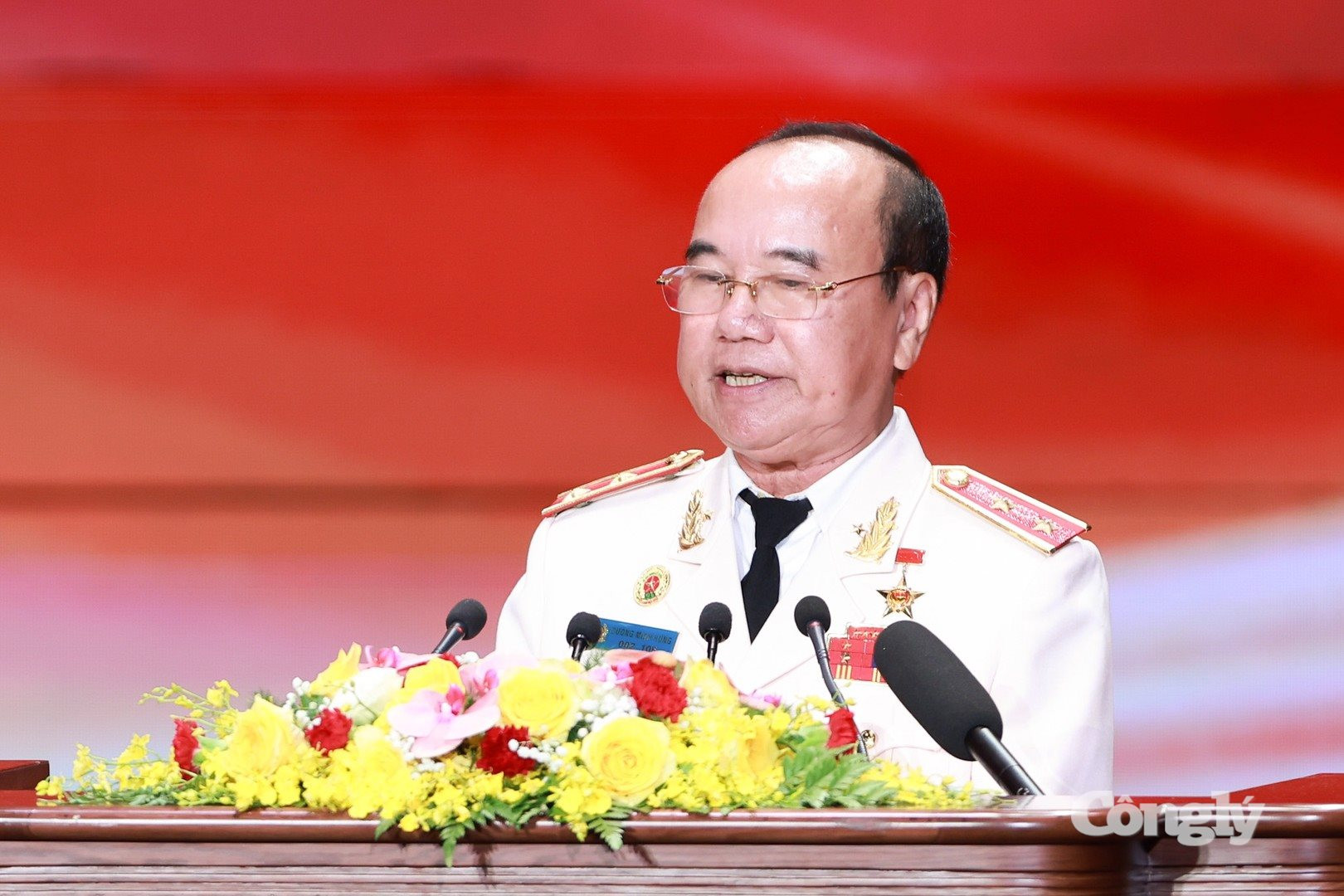 truongtuongduongminhhung(1).jpg