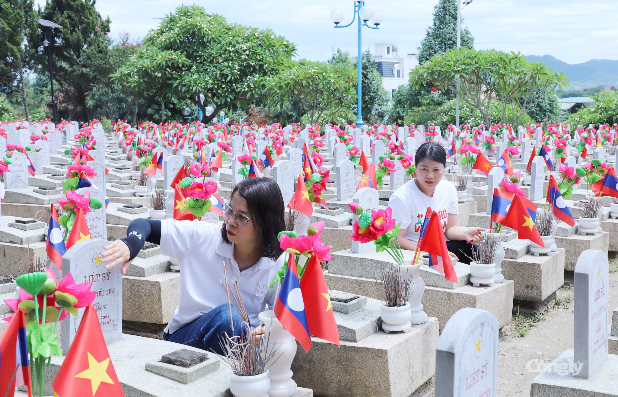 NT-Viet-Lao (10)