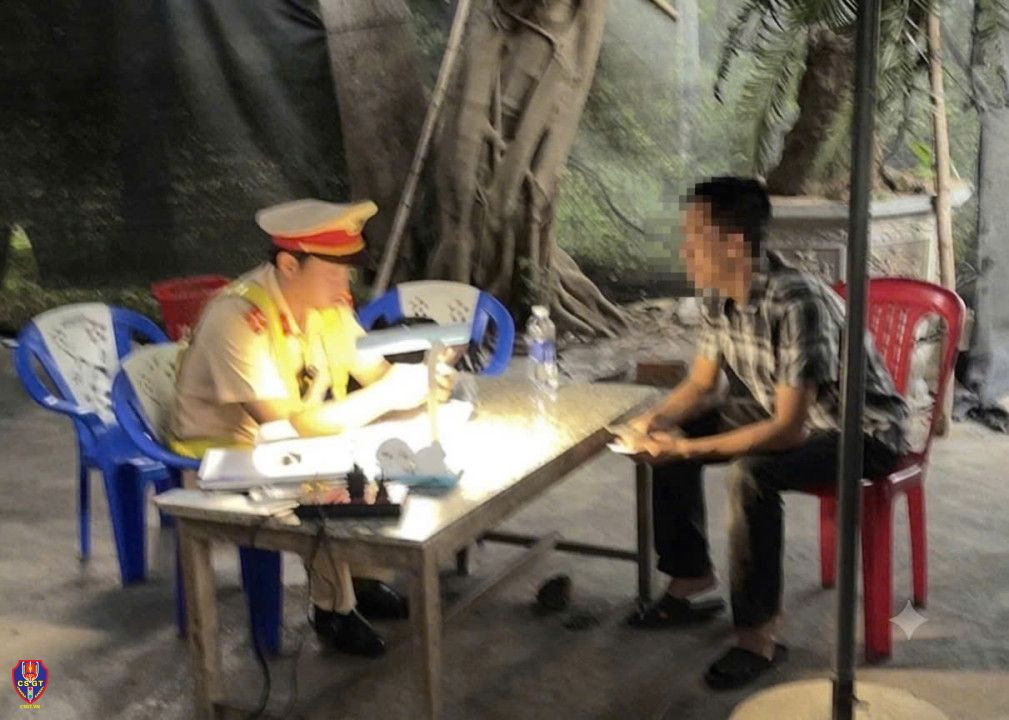 Vì sao vượt xe không đúng quy định trên đường đèo đặc biệt nguy hiểm 2