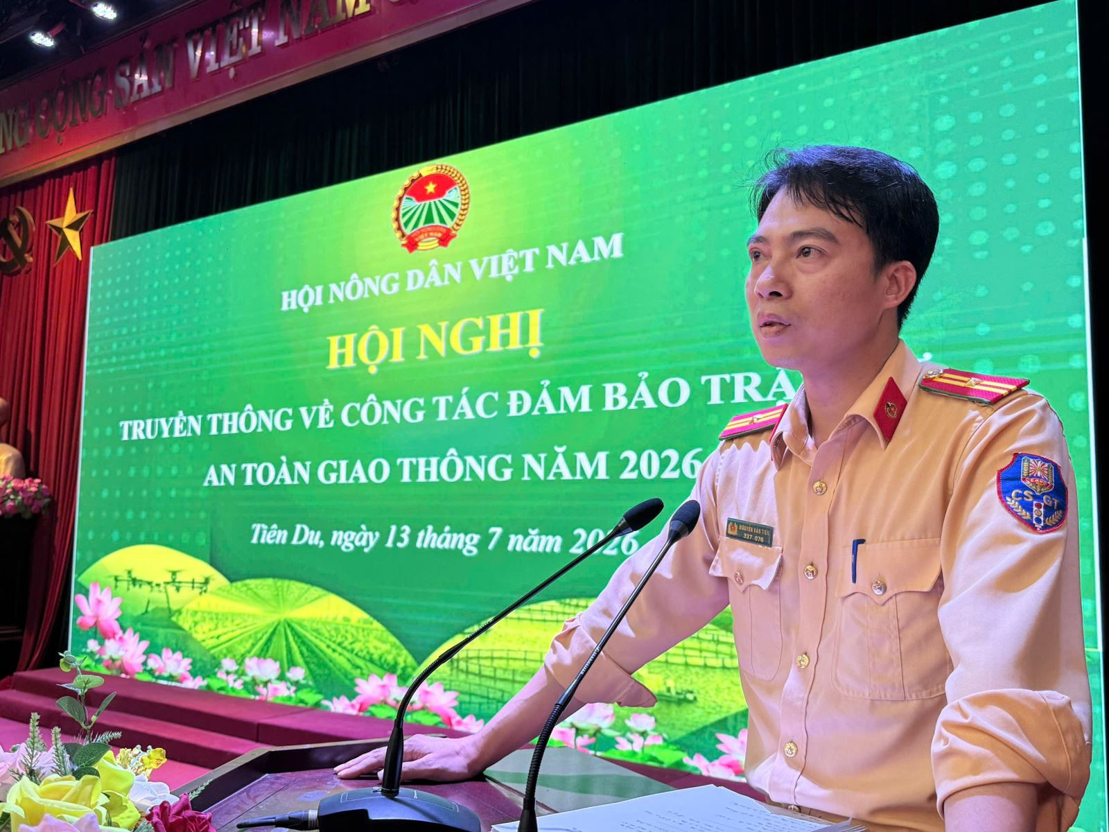 ảnh bài 19.1 sâu