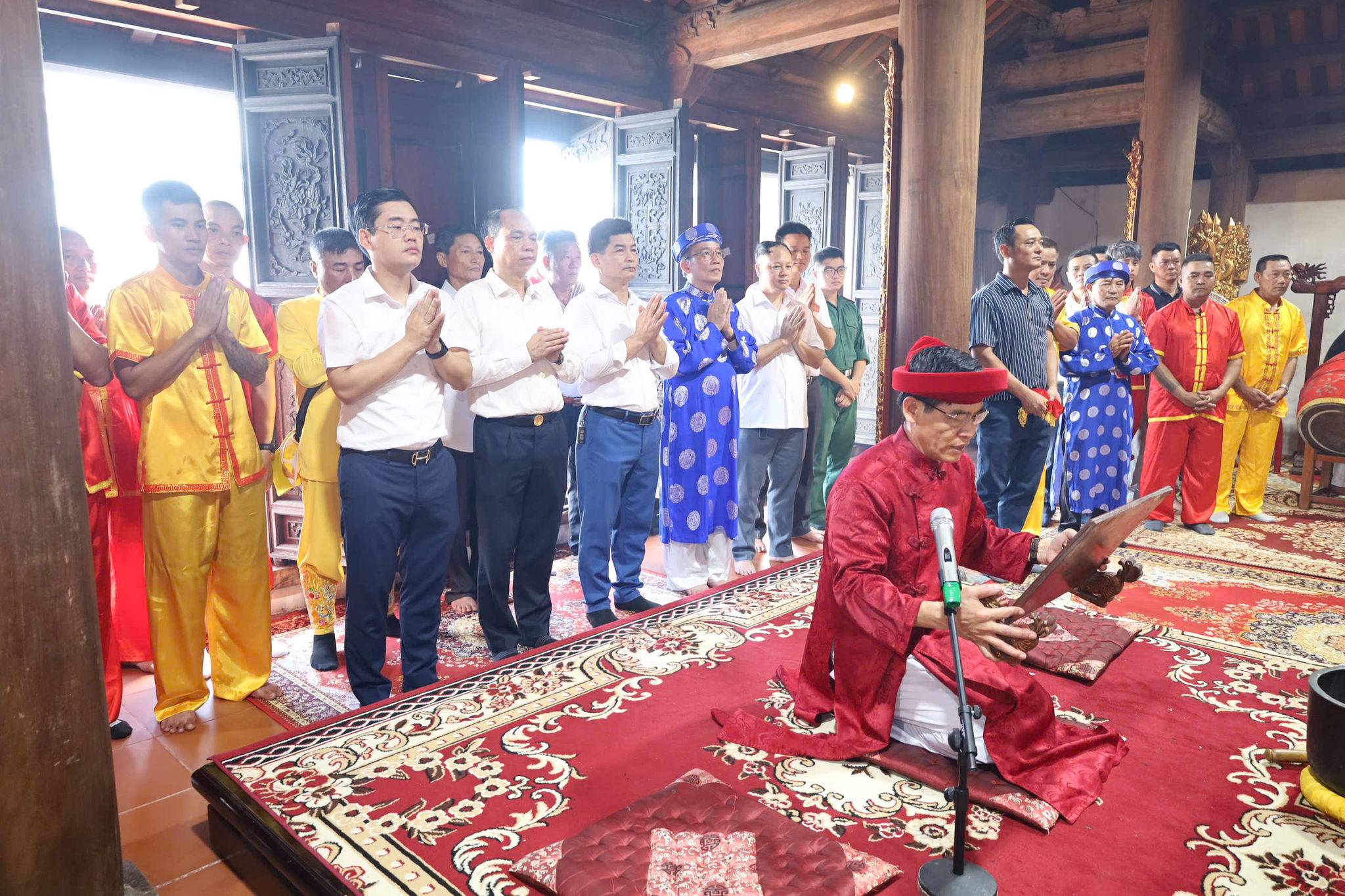 dâng hương 1