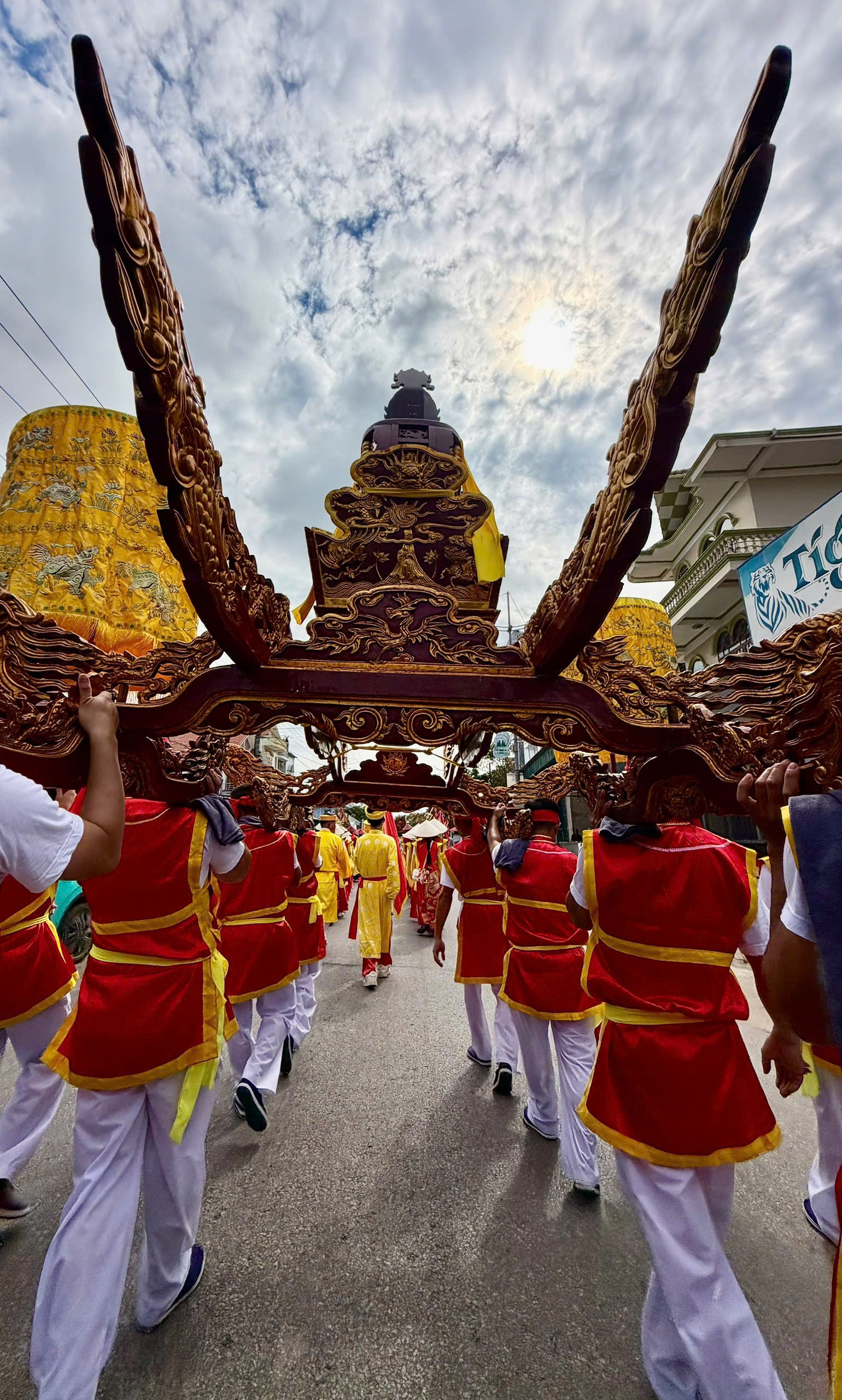 Lễ hội Đền Trà Cổ13