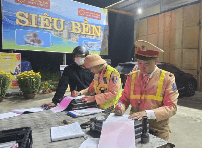 Ảnh chụp Màn hình 2026-07-15 lúc 07.04.53
