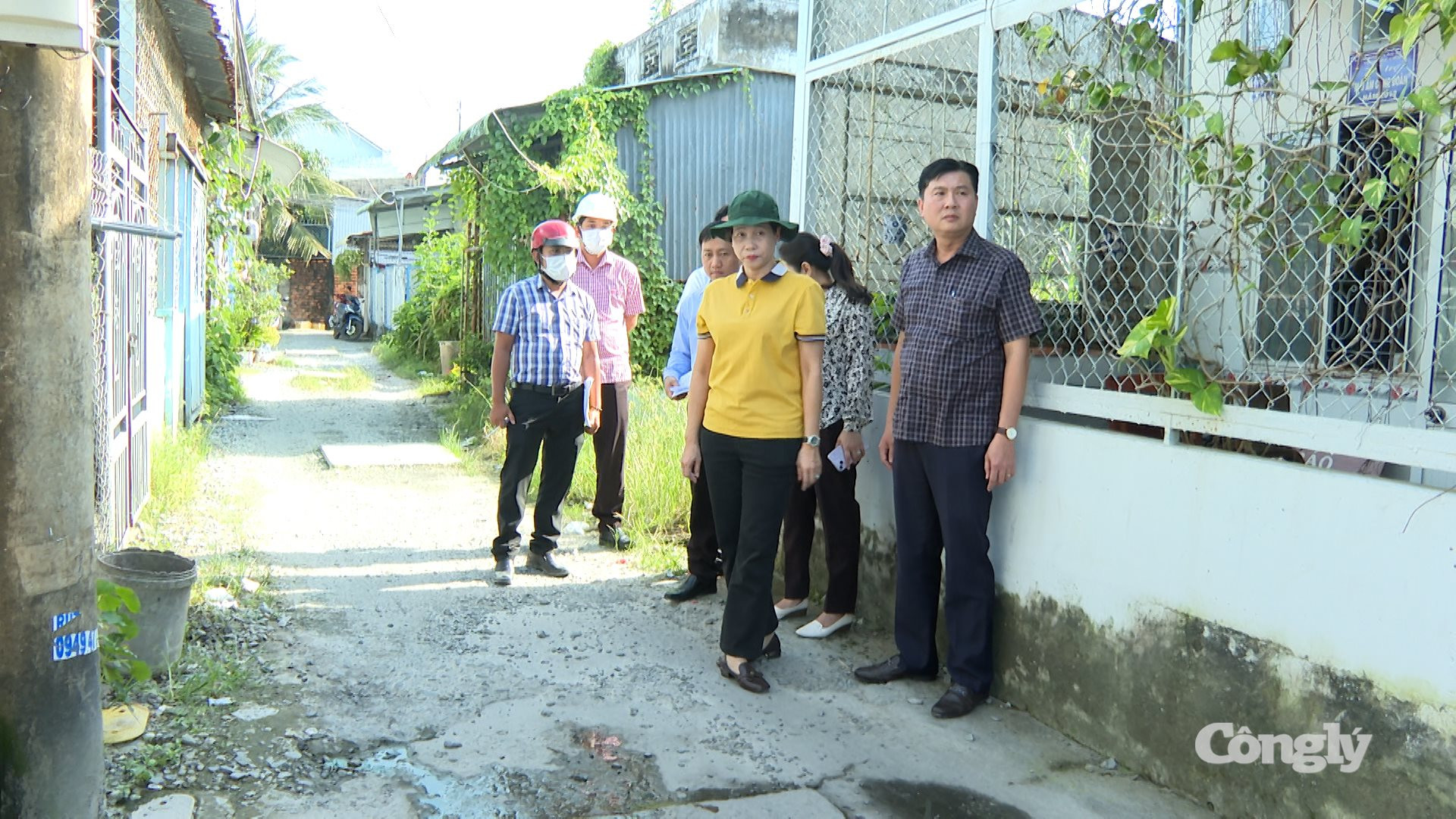 bi thu khao sat 1