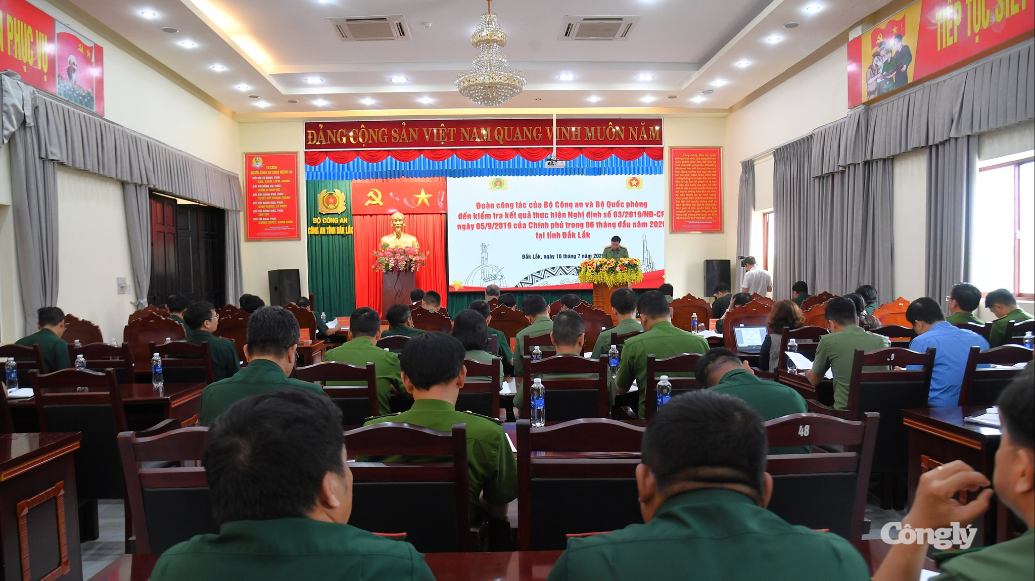 anh 1
