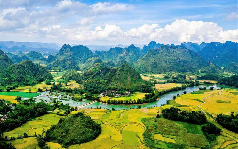 du-lich-cao-bang-cam-nang-du-lich-va-18-dia-diem-nen-den-nhat-202305051450441912.jpg