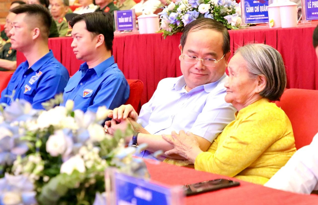 Đồng chí Bí thư 
