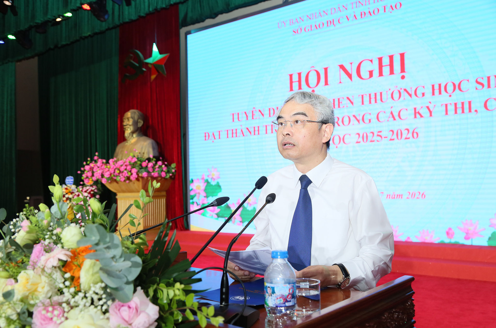 Ông Phạm Đồng Thụy - Giám đốc Sở Giáo dục và Đào tạo tỉnh Hưng Yên phát biểu tại hội nghị.