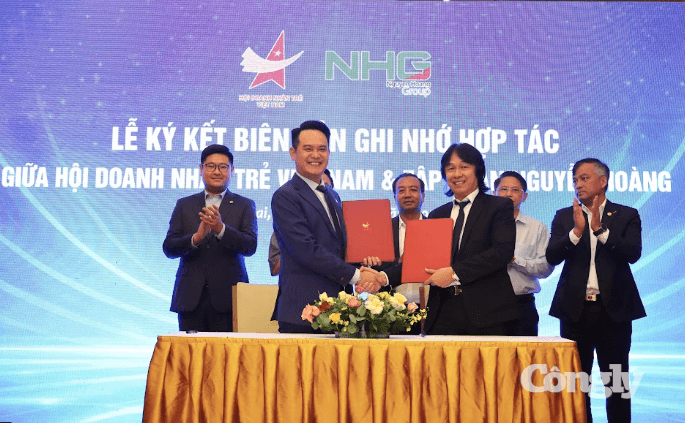 tap-doan-nguyen-hoang-ky-ket-dao-tao-ceo-1.png