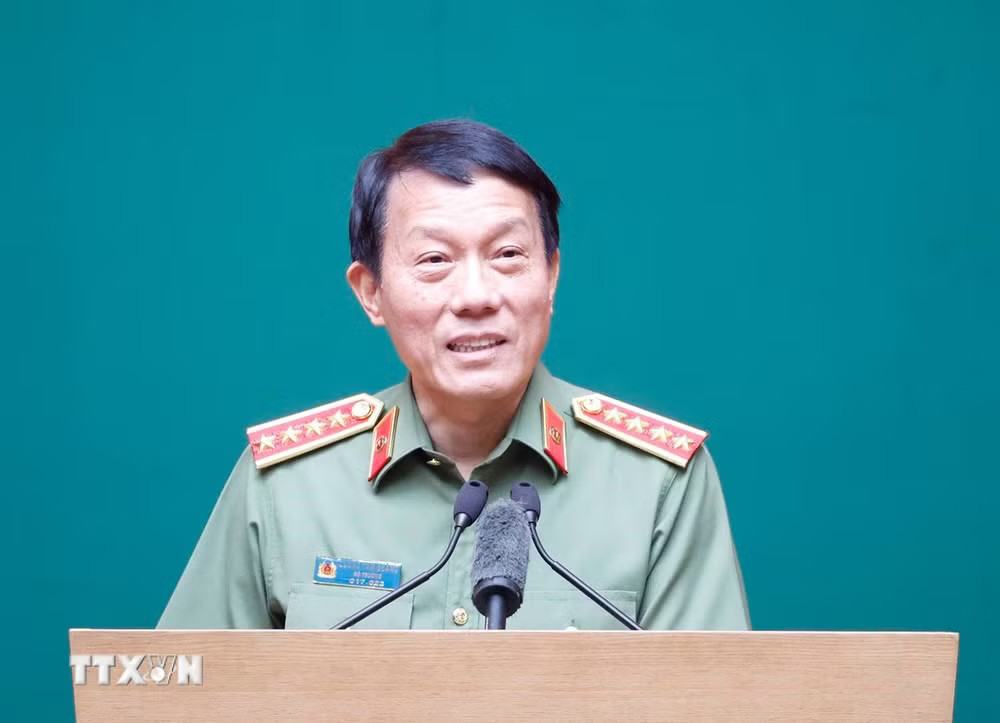 ttxvn-tong-bi-thu-chu-tich-nuoc-du-gap-mat-ky-niem-64-nam-ngay-truyen-thong-luc-luong-canh-sat-nhan-dan-8896107.jpg