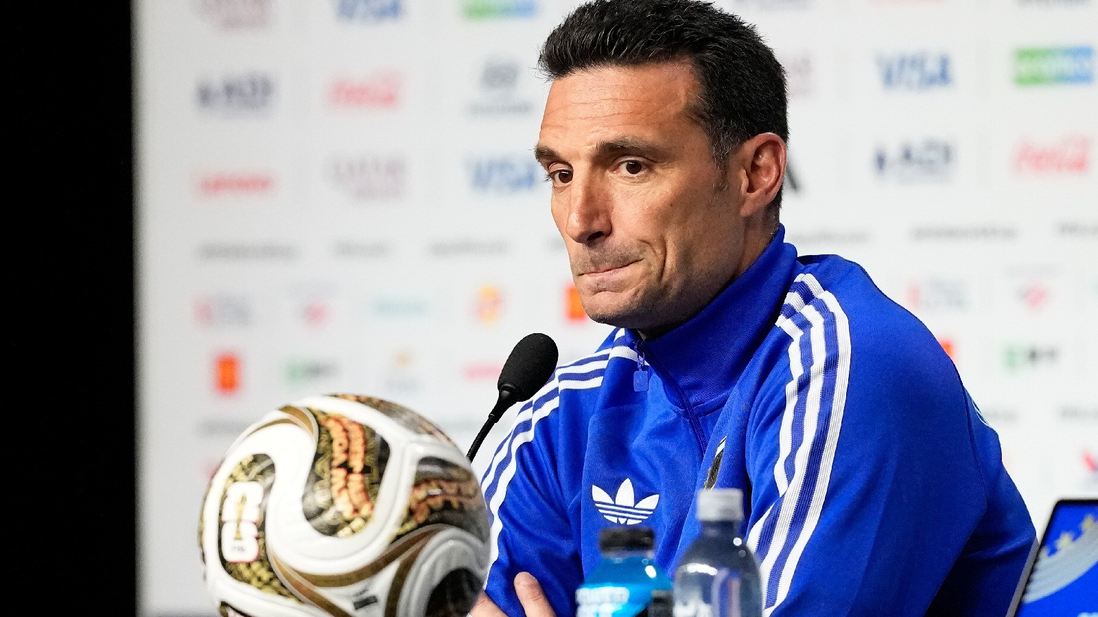 scaloni-argentina-fifa-training_11zon.jpg