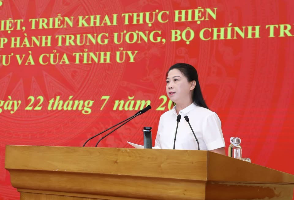 Phó Bí thư Tuyên Quang