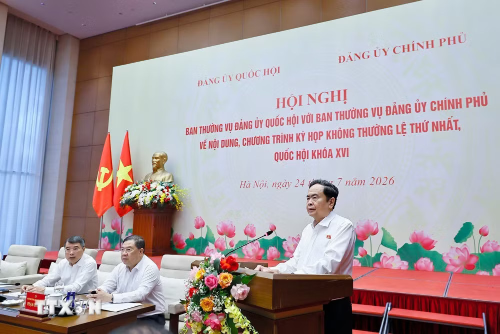 Ủy viên Bộ Chính trị, Bí thư Đảng ủy Quốc hội, Chủ tịch Quốc hội Trần Thanh Mẫn phát biểu. (Ảnh: Doãn Tấn/ TTXVN) ttxvn-2407-thu-tuong-ky-hop-quoc-hoi-khong-thuong-le-4.jpg