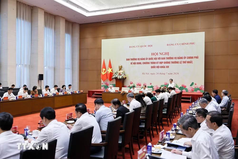 Hội nghị Ban Thường vụ Đảng ủy Quốc hội và Ban Thường vụ Đảng ủy Chính phủ về nội dung, chương trình Kỳ họp không thường lệ thứ nhất, Quốc hội khóa XVI. (Ảnh: Doãn Tấn/TTXVN) ttxvn-2407-thu-tuong-ky-hop-quoc-hoi-khong-thuong-le-8.jpg