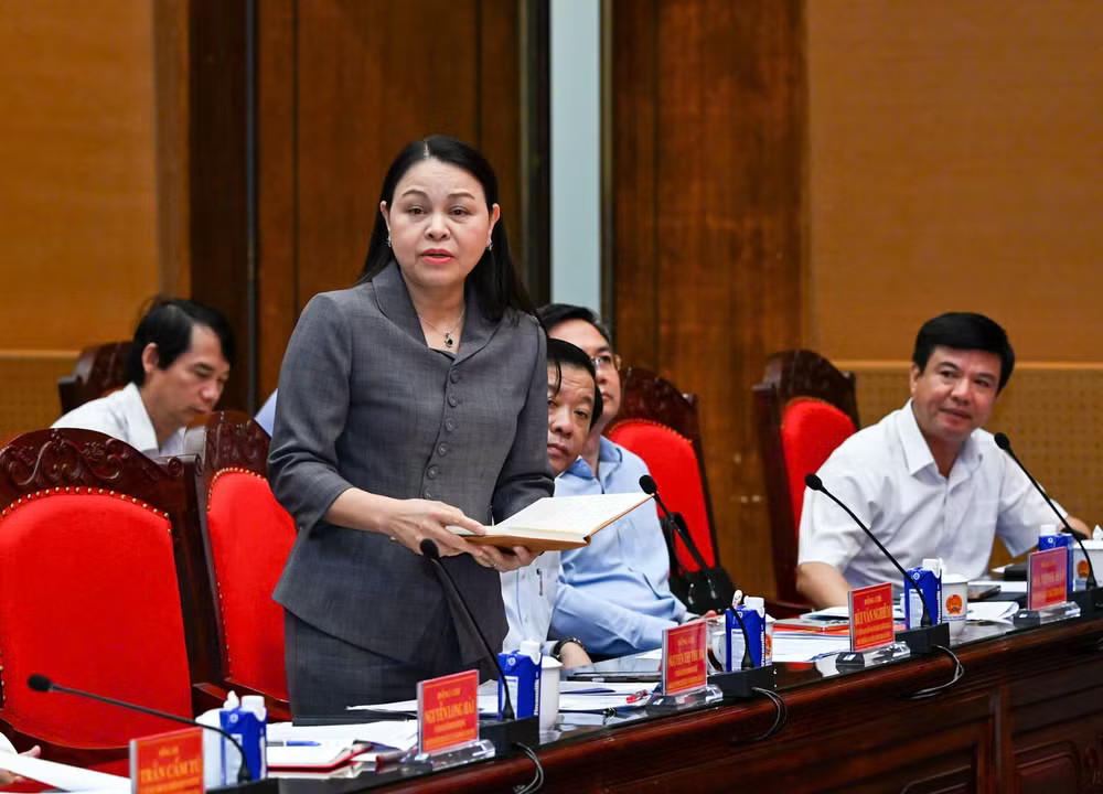 gen-h-dc-nguyen-thi-thu-ha.jpg