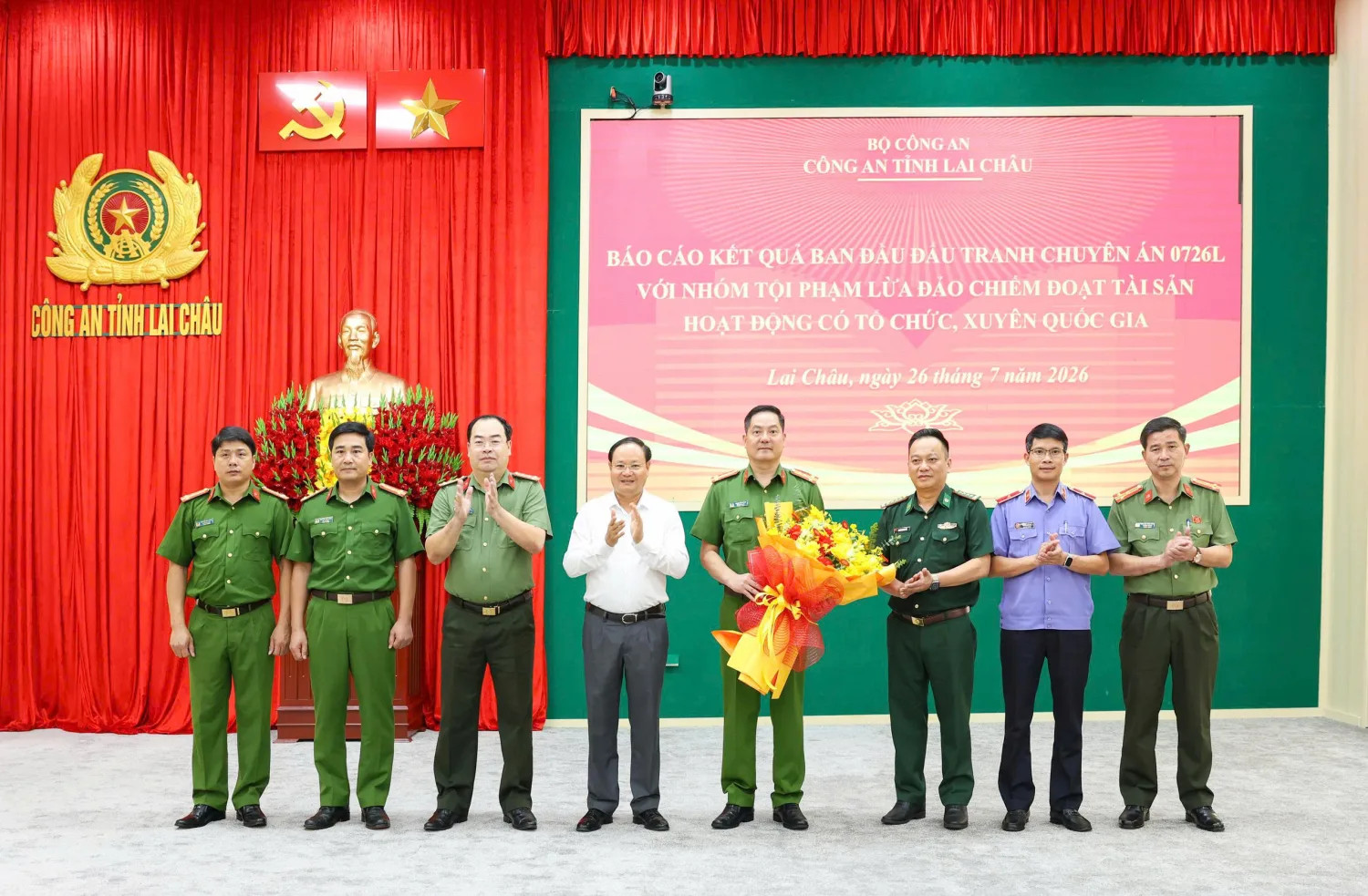 anh BT tăng hoa