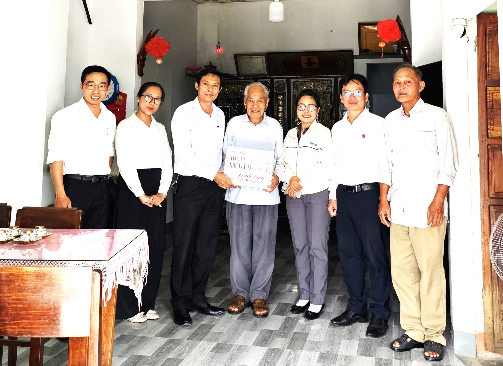 TAND khu vực 13 – Gia Lai thăm, tặng quà cho các gia đình thương binh, liệt sĩ 2