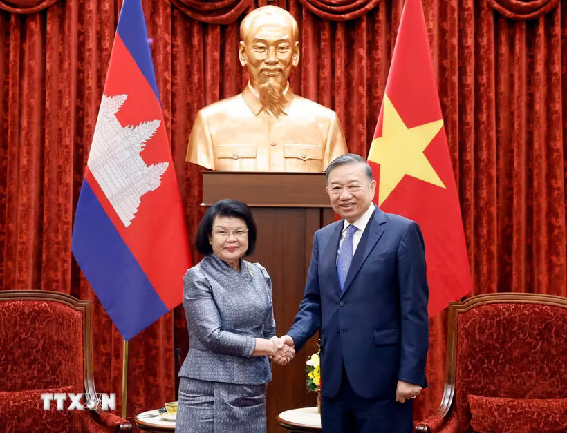 Tổng Bí thư, Chủ tịch nước Tô Lâm tiếp Chủ tịch Quốc hội Vương quốc Campuchia Samdech Khuon Sudary. (Ảnh: Thống Nhất/TTXVN)