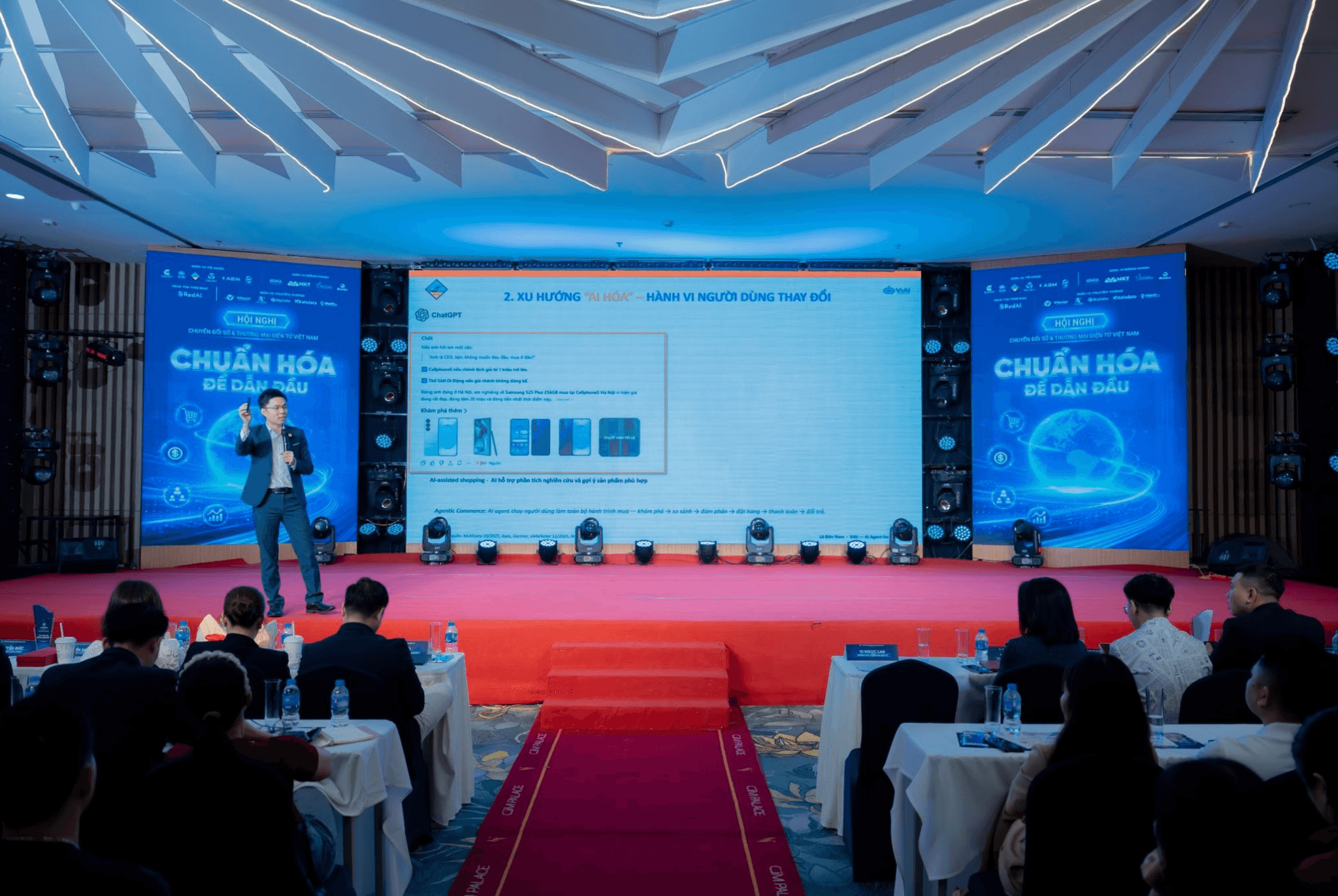 Ông Lê Đức Nam chia sẻ trong Hội nghị Chuyển đổi số và TMĐT 2026 với chủ đề Chuẩn hóa thương hiệu, Key Brandname - Bài toán TMĐT bền vững