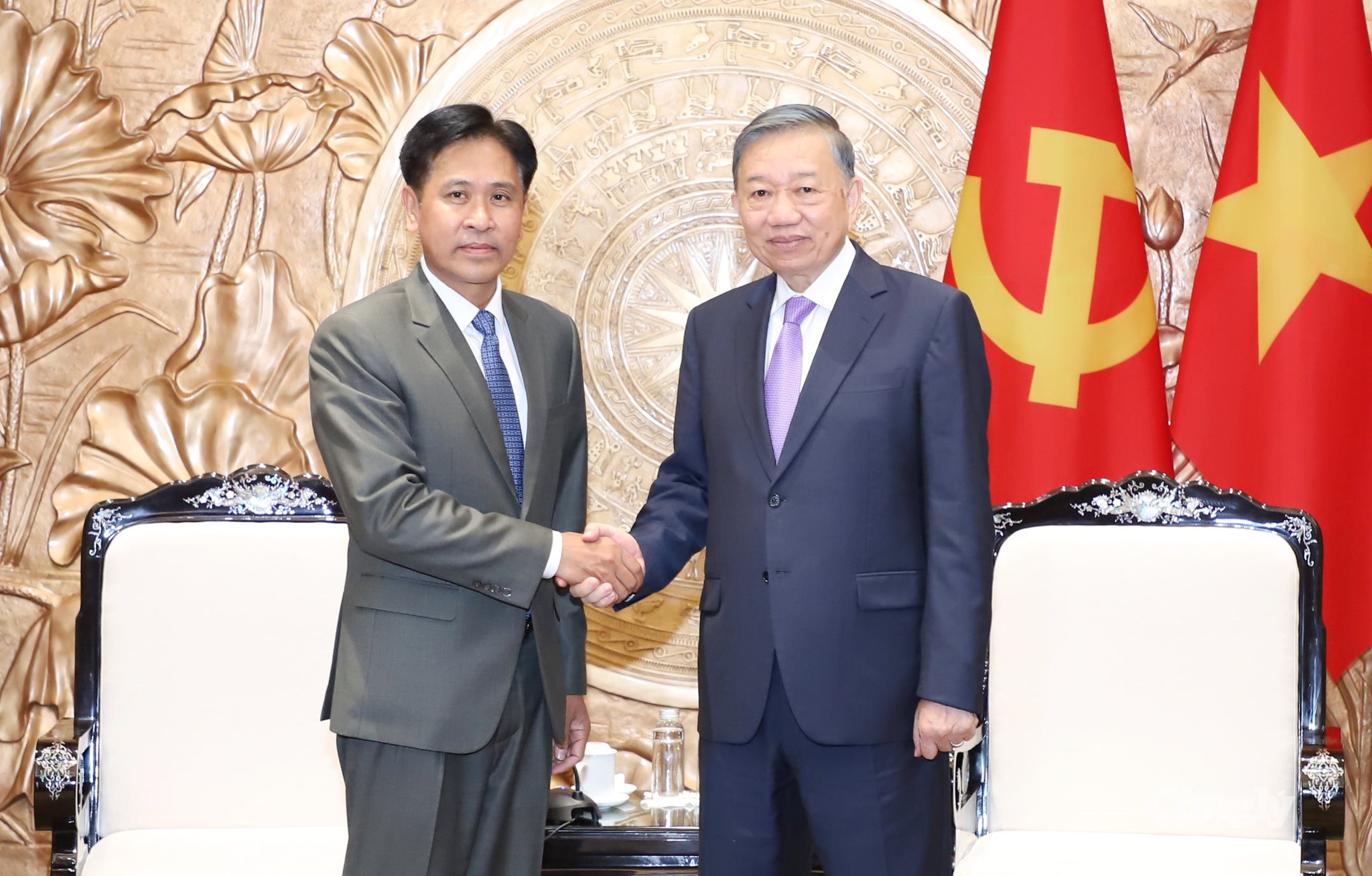 TBT-CTN-ToLam-tiep-CA-Lao (7)
