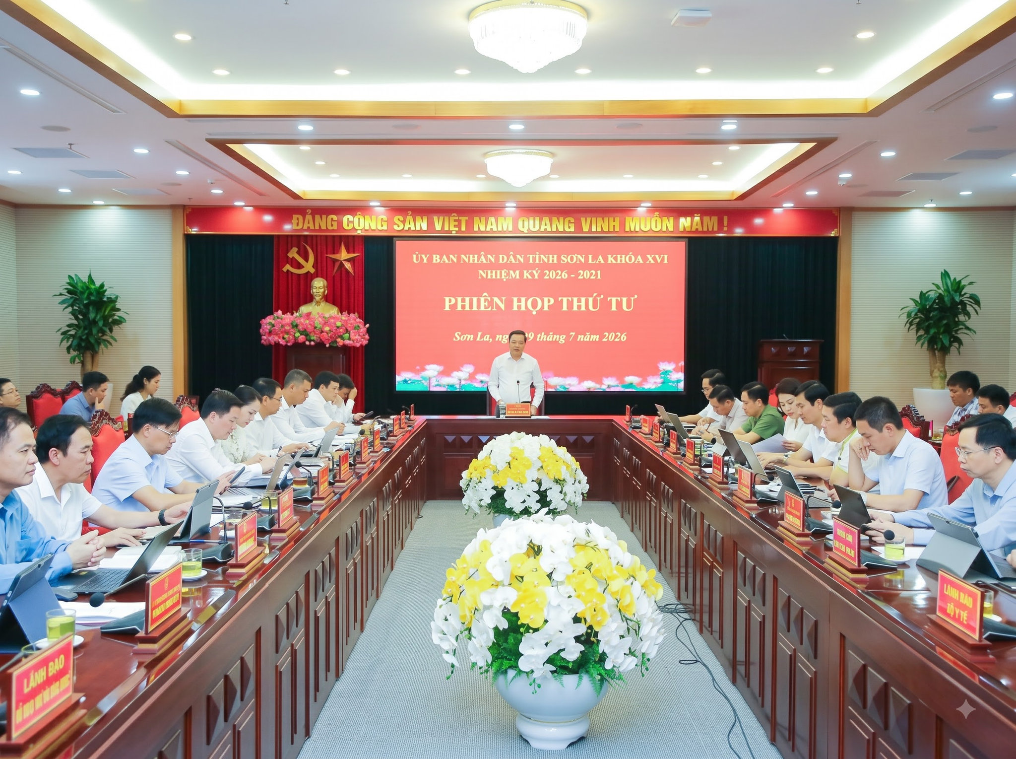Phiên_họp_Sơn La.jpg_2K_20260729