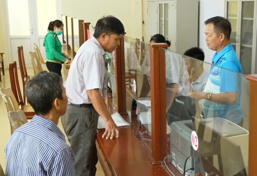 bophan1cua.jpg
