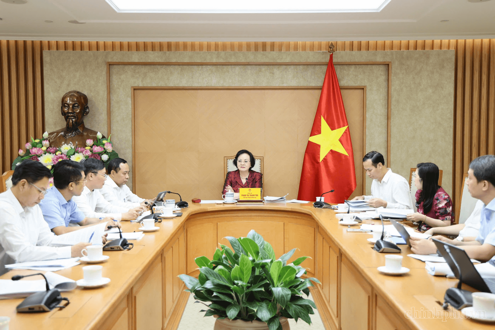Phó Thủ tướng Phạm Thị Thanh Trà: Thu hút nhân tài không chỉ là đưa vào cơ quan hành chính- Ảnh 4.